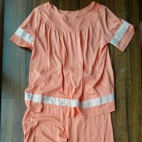 Vintage Other - Super cute and comfy vintage 3 piece pajama set